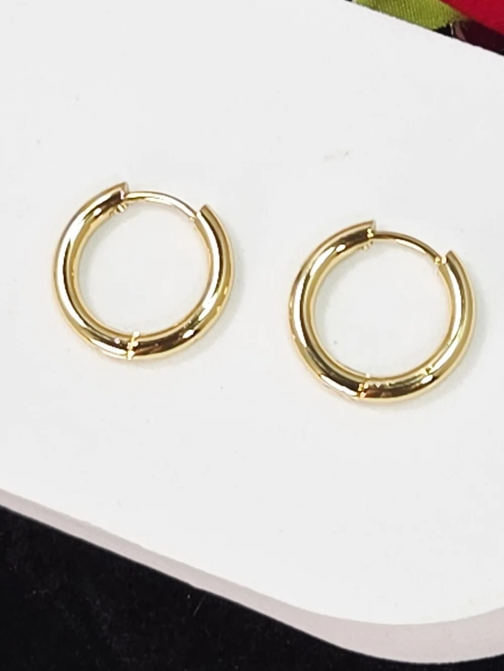 Gold Hoop Earrings 17mm 18K Plated Stainless Steel Hinged Hoops Everyday Chic